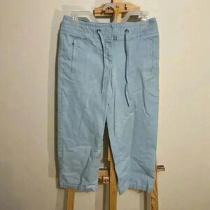 Liz Claiborne Lizwear, capri pants size 4